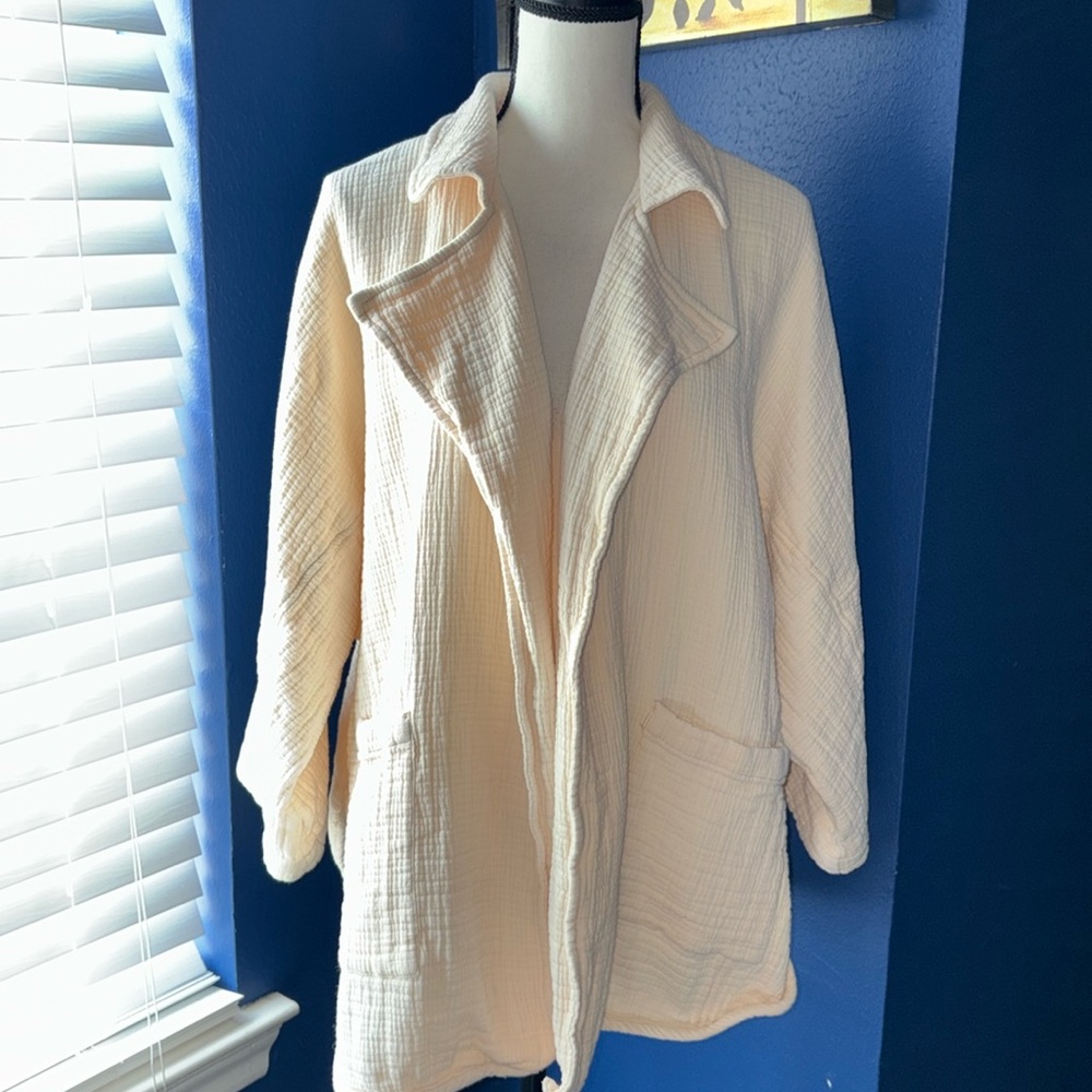 Pilcro Cream Textured Women's Top